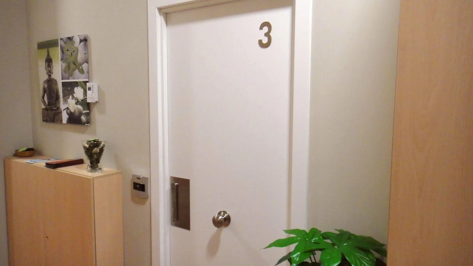 Affittacamere Hostal Live Natura Barcelona (Adults Only)